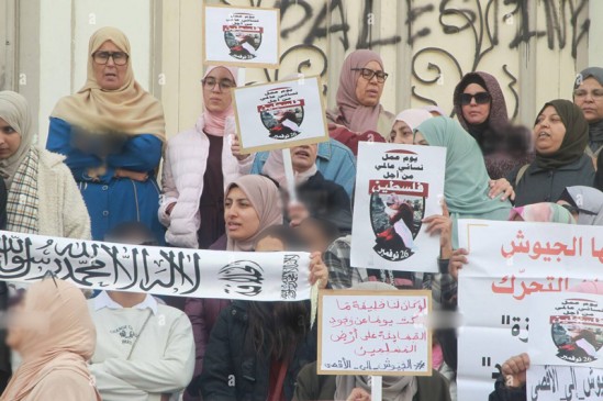 Sözde Kadın Hakları Ülkesi Tunus’ta, Hizb-ut Tahrir’li Dava Taşıyıcı Kız Kardeşlerimiz Sırf Laik Sistem Dışında Faaliyet Gösterdikleri İçin Gözaltına Alınıyor!