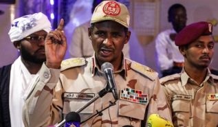 لن تُحَل مشاكلُ السودان بانقلاب مدني، ولا بانقلاب عسكري  وإنما بوصول الإسلام إلى سدة الحكم تطبقه دولة الخلافة