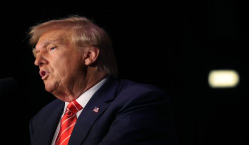 Upset Grows as Trump Turns His Back on Muslim Supporters