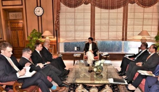 Pakistans Regenten agieren als Vermittler, welche angeheuert wurden, um ihren niedergeschlagenen Herrn in Afghanistan durch Gespräche zu retten!