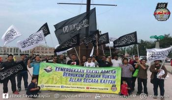 Wilaya Malaysia: Hizb ut Tahrir Konvoi zur Einführung der Liwaa und Rayah in Manjung – Perak