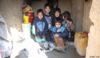Afghanistans Kinder verhungern, während die internationale Gemeinschaft auf dem Rücken der Kinder Politik betreibt