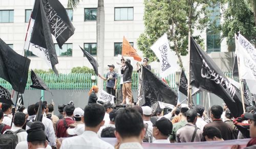 Hizb ut Tahrir / Indonesia: Suluhisho la Matatizo ya Uyghur inahitaji amri moja chini ya Uongozi wa Khalifah: