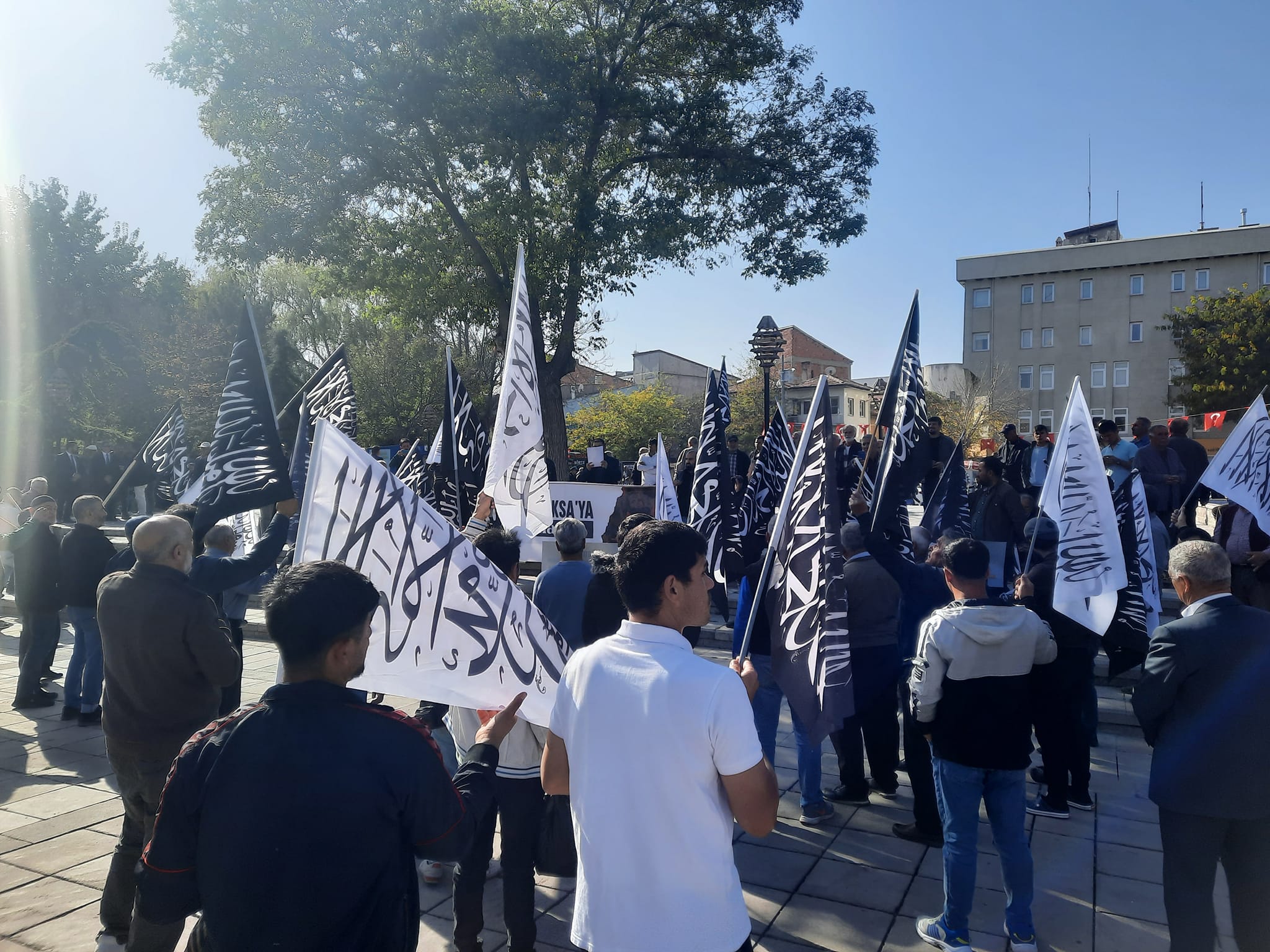 Click to enlarge image 20231110_Gazzeye_Sahip_Cik_Aksaray1.jpg