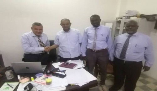 Hizb-ut Tahrir / Sudan Vilayeti’nden Bir Heyet, Avukat Sayın El Tahir Hasan El Mehdi ile Görüştü