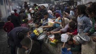 Gazze’nin Refah Kentinde Yüzbinlerce Müslüman Zorla Açlığa Mahkûm Ediliyorsa, Bunun Nedeni Asla Gelmeyecek Emirler Bekleyen Subay ve Askerlerin Eylemsizliğidir