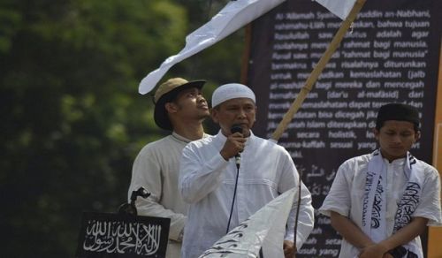 Hizb-ut Tahrir Endonezya yeni bir kampanya başlatıyor, “Şeriat ve Hilafet korku değil insanlık için bir rahmettir!”