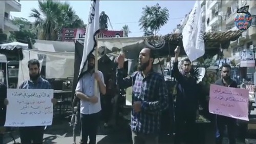 Suriye Vilayeti: Eriha&#039;da Gösteri; &quot;Deraa, Müminler İçin Zafer Arıyor ve Korkakların Maskesini Ortaya Çıkarıyor!”