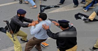 Hizb-ut Tahrir’e Zulmü Sonlandırın Pakistan Yöneticileri Kutsal Ramazan Ayında Bile Allah’ın Gazabından Korkmuyorlar