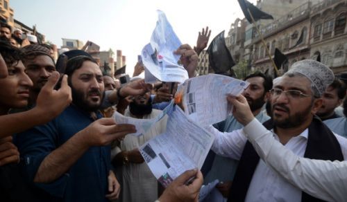 بجلی بنانے والےنجی پلانٹس کے مالکان اور بینکوں کے سودی منافع کیلئے بجلی کے بلوں کی شکل میں عوام پر قیامت ڈھائی جا رہی ہے،...