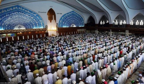روزہ مسلمان کی ڈھال ہے اور خلافت امت کی ڈھال ہے